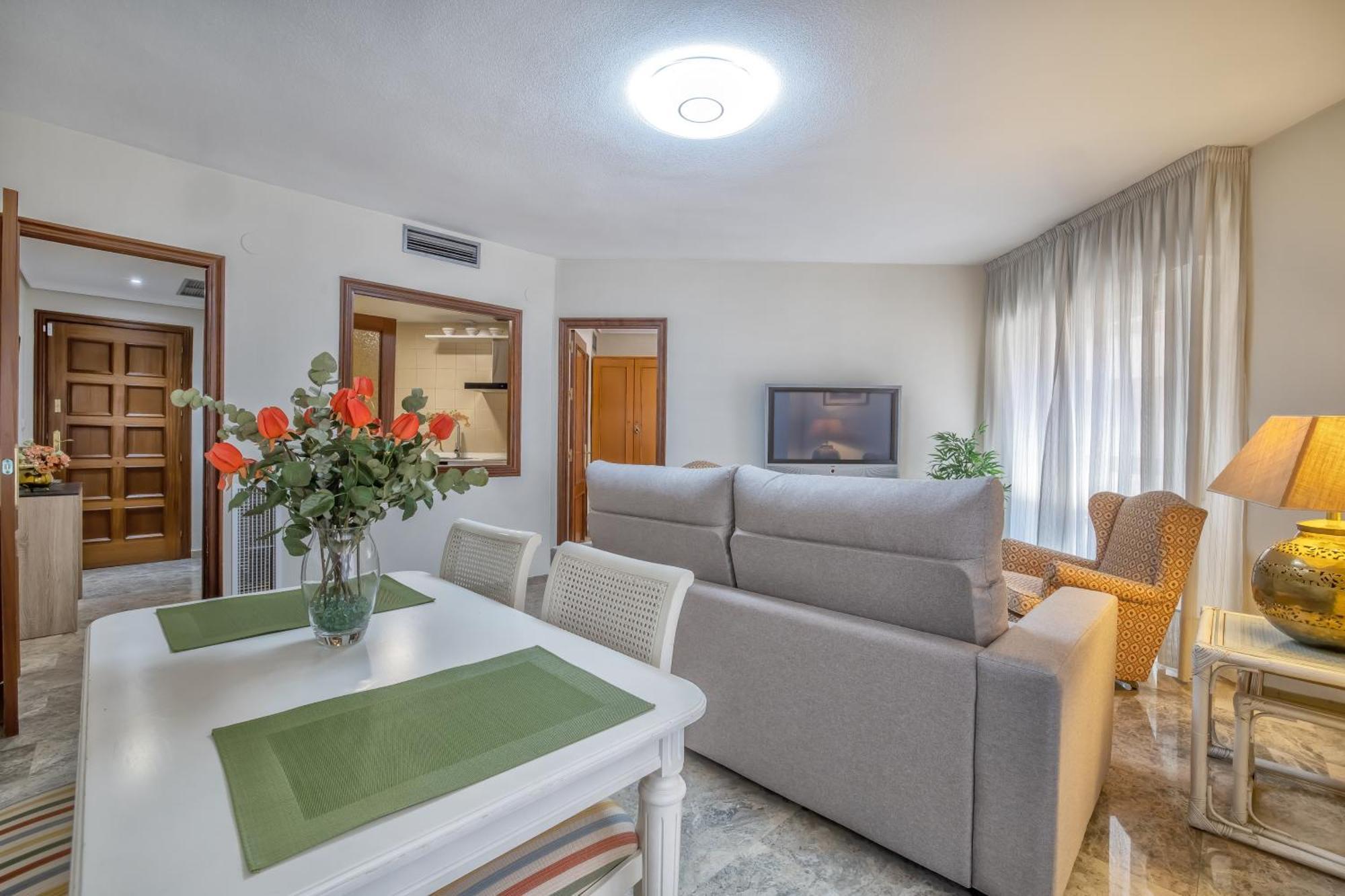 R & T Cordoba Center Apartamentos - Parking Extérieur photo